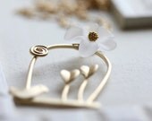 Bird and flower necklace, gold and white