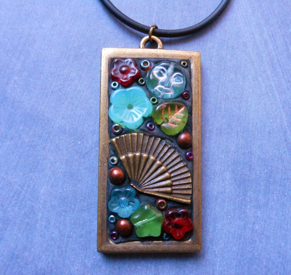 Fan and Flowers Gold Tone Mosaic Pendant