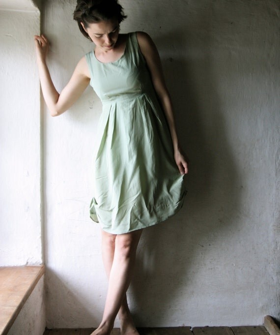 silk dress - party dress in green - bridesmaids formal dress knee lengh