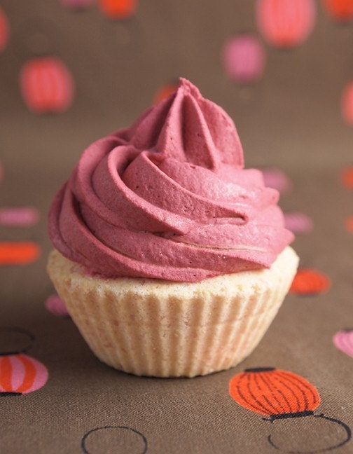 cupcake bath fizzie - lychee red tea