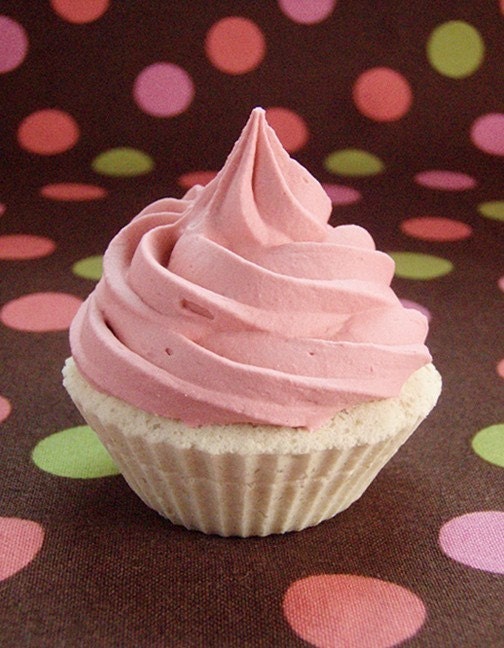 cupcake bath fizzie - clothesline clean