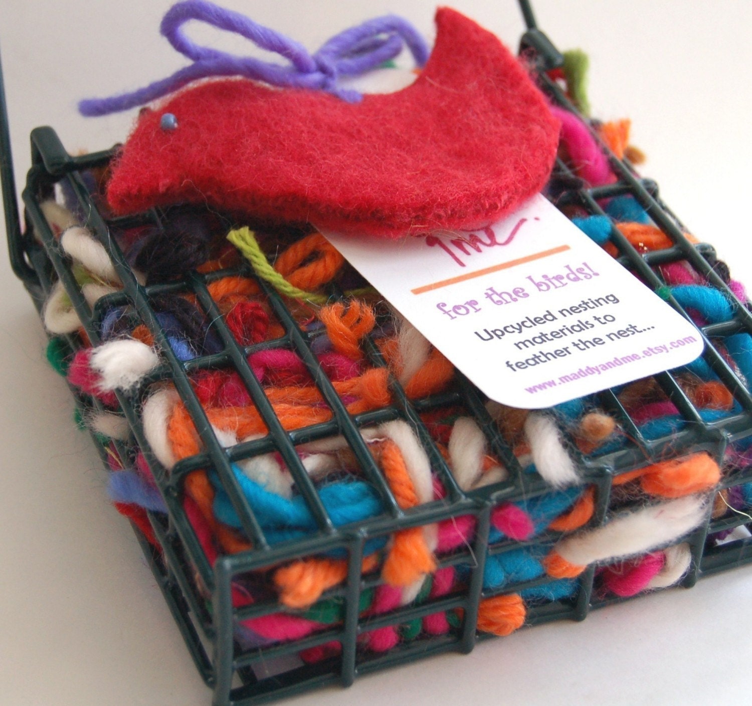 eco-friendly bird nesting kit with nest material for birds