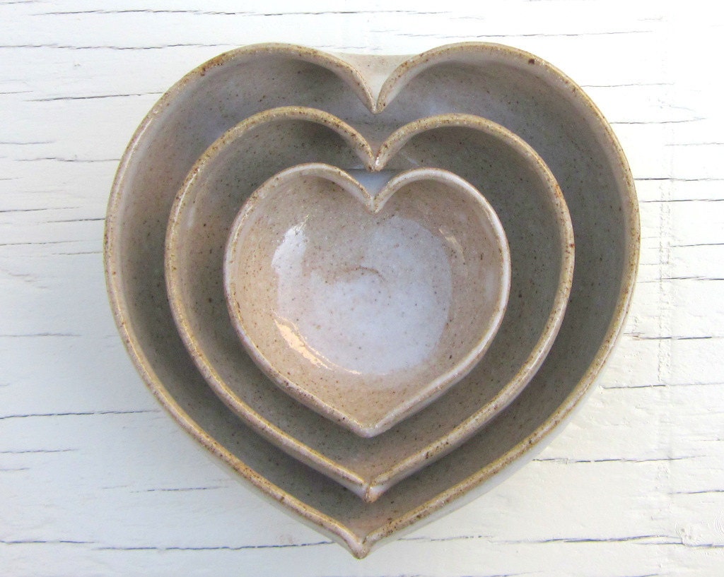 nesting heart bowls in rustic speckled white 3 1/2 inches