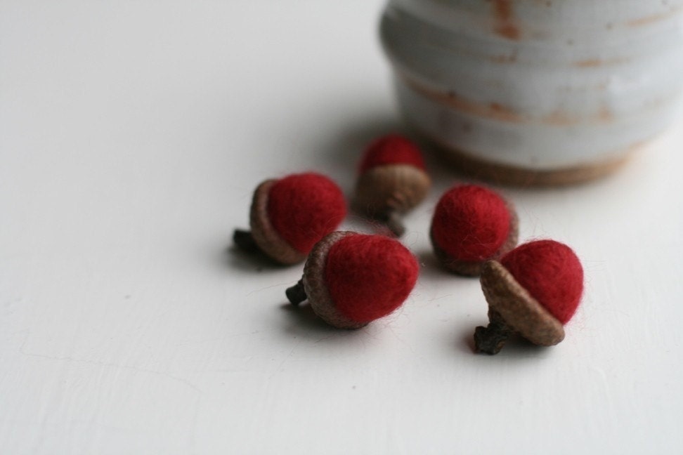 5 Red Felt Acorns