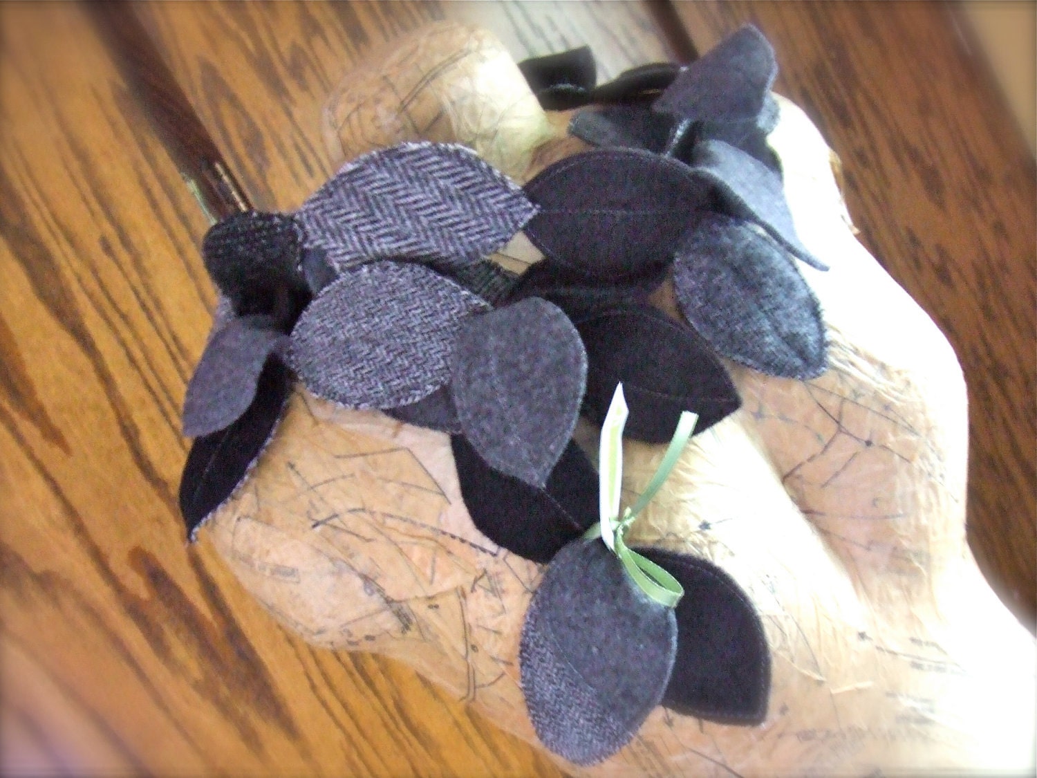 Leafy Garland Skinny Scarf repurposed WOOLS black grey tweeds