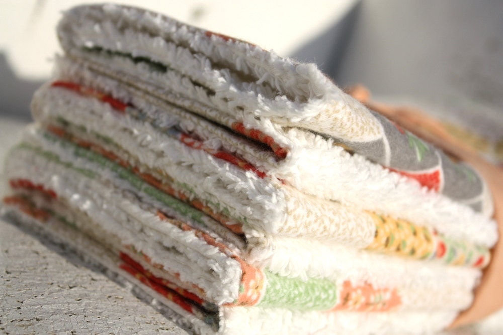 Chenille burp cloths for baby girl, in vintage quilt print flannel and creamy white, chenille baby girl burpcloths, newborn girl gift