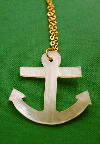 Pearly Anchor Necklace