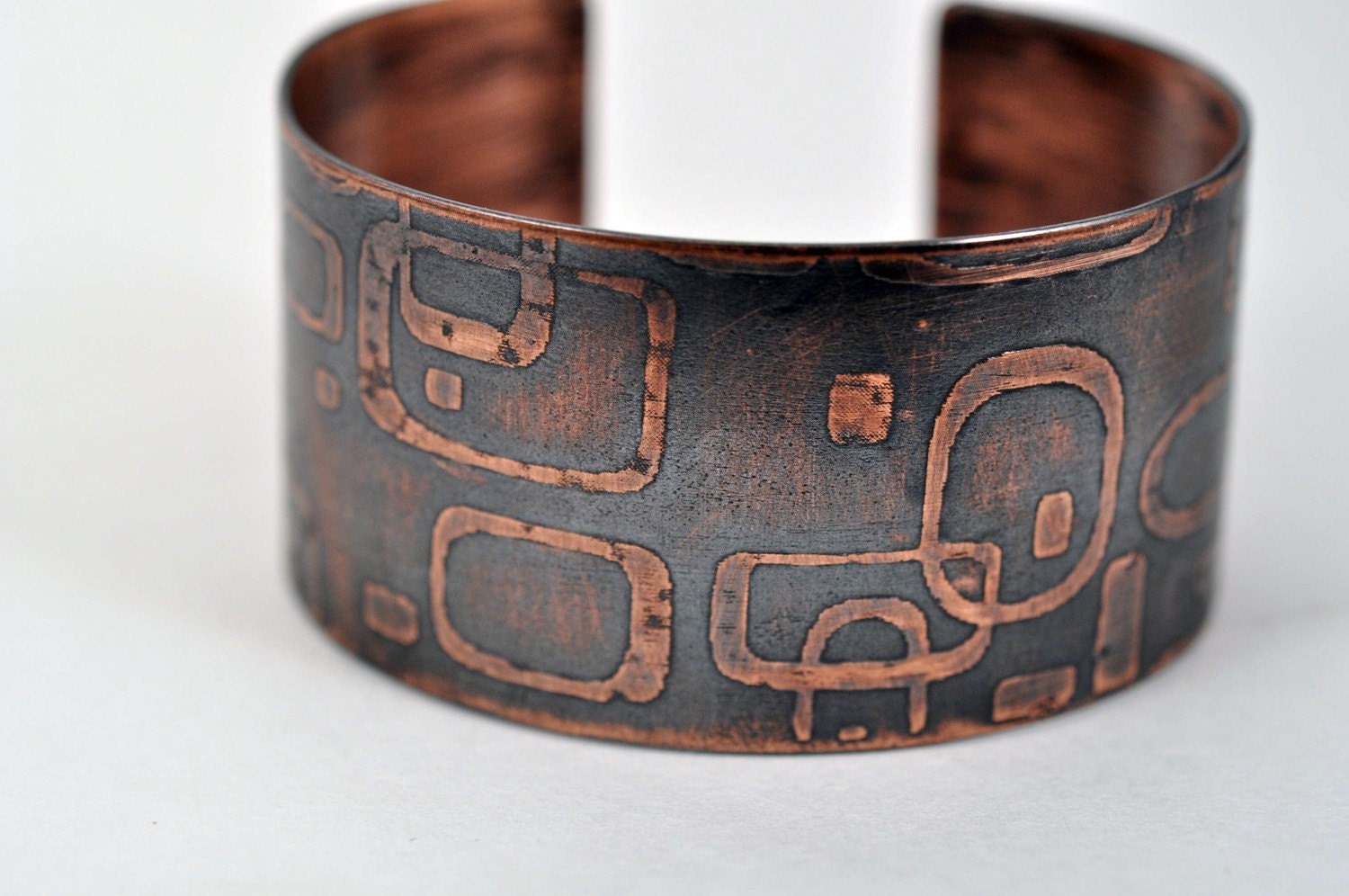 Mod Etched Copper Cuff Bracelet