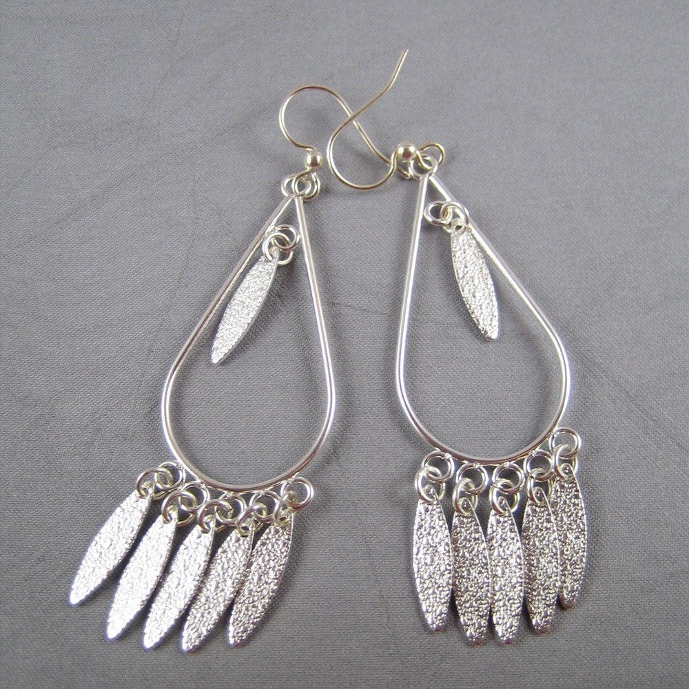 Raindrops - silver mini chandelier earrings