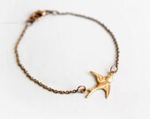 Bird bracelet - dainty everyday jewelry