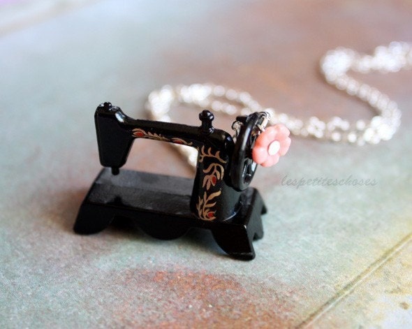 Sewing Time Necklace - miniature collector hobby