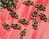 One Dollar SALE Antique brass link 10x4mm 20 pcs (item ID F4979FY)