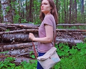 linen Blue Bird Messenger Bag clutch tote shoulder Cross Body purse  Oatmeal Linen Sketch Quilting Handmade tagt team