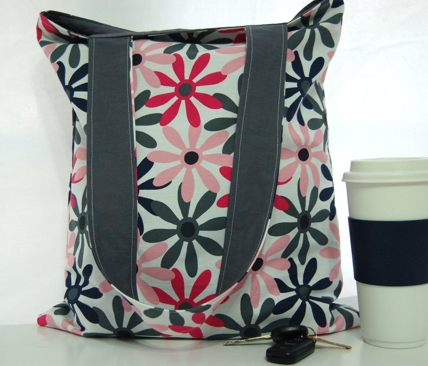 Tote Pink Gray and White Flowers - Shoulder Bag