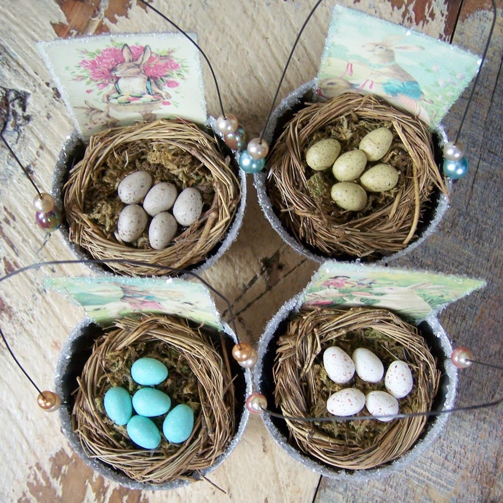 Vintage-Inspired Jello Mold Easter Egg Baskets