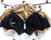 Cool bat wings for your doll