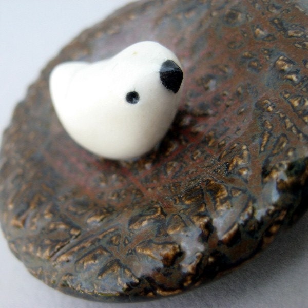 White Bird In A Nest Trinket Dish - Handmade and handsculpted Stoneware and porcelain pottery