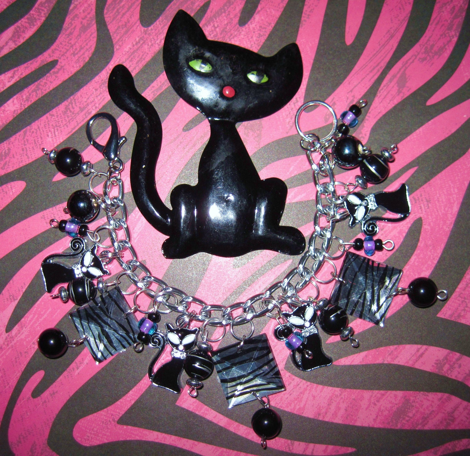 Black Cat Jewelry Charm Bracelet Animal Print Beads Trinkets OOAK Vintage Rockabilly Style Sassy & Glam Eclectic Statement Piece