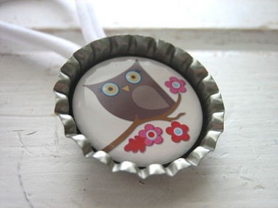 Girls Vintage Bottle Cap Choker Necklace - Owl on Perch