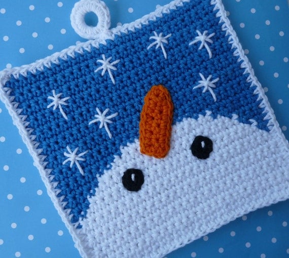 Snowman Gazing at Snowflakes Potholder Crochet PATTERN - INSTANT DOWNLOAD