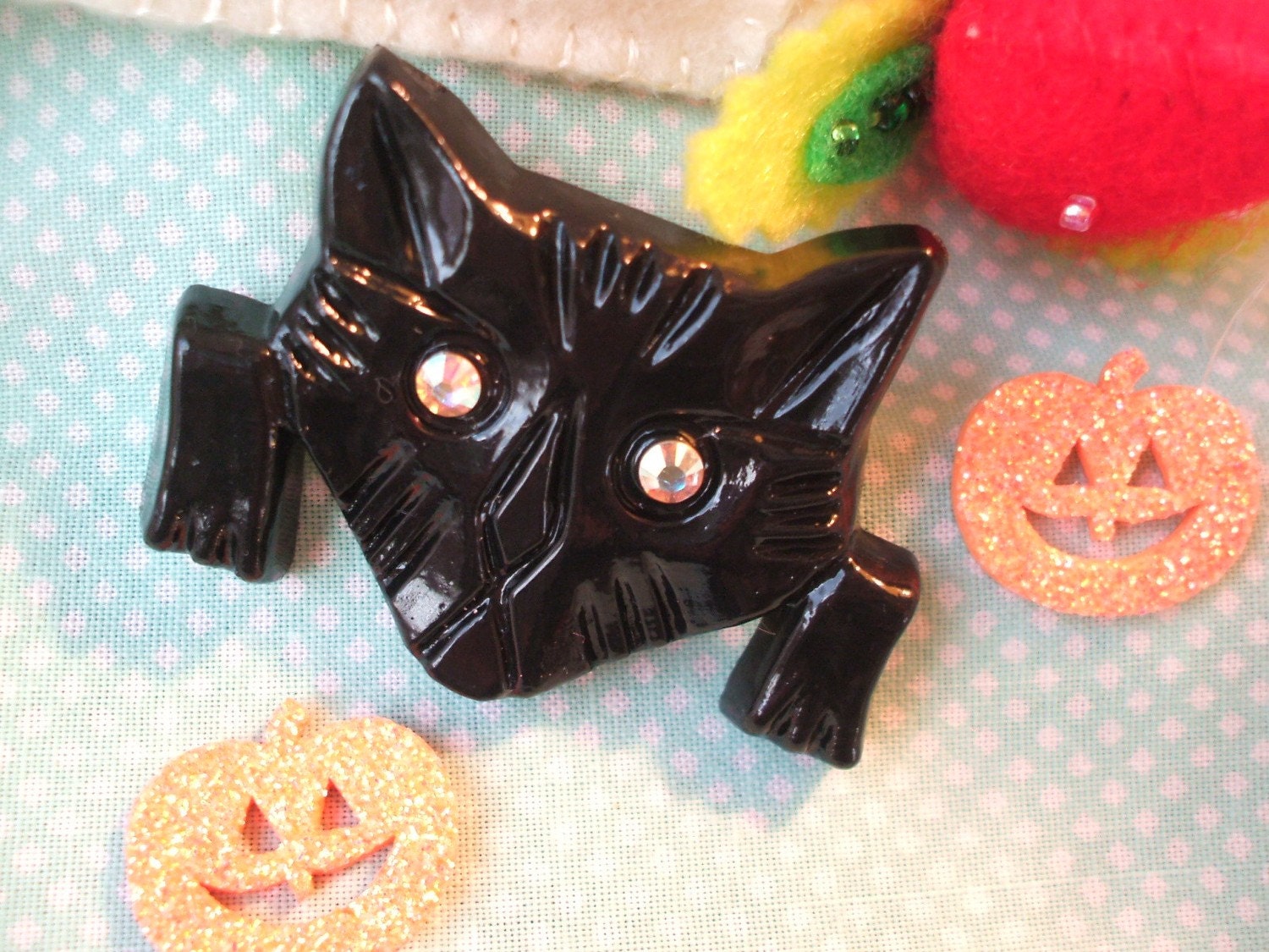 Halloween Kitsch Vintage Black Cat Brooch