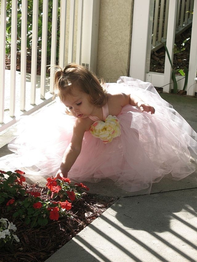 Sale. Custom color TuTu Dress.tutu dress, Flower Girl tutu, Baby tutu, Custom Girls tutu, Birthday tutus, Wedding tutu