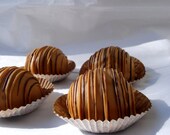 Cake Balls: Peanut Butter Me Up Bitty Bites