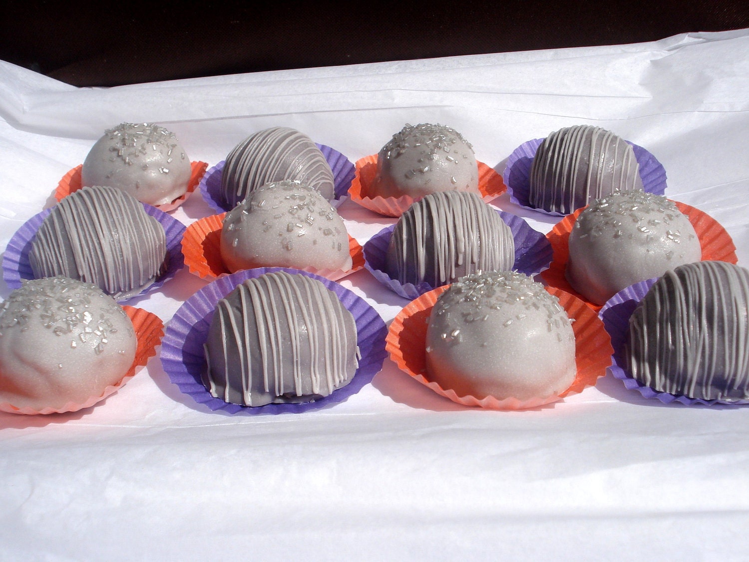 Cake Balls: 50 Shades of Grey Bitty Cake Bites