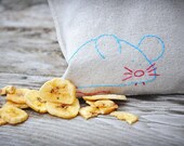 Reusable Sandwich Bag - Reusable Snack Bag - Hand Embroidered - Mouse - Eco Friendly
