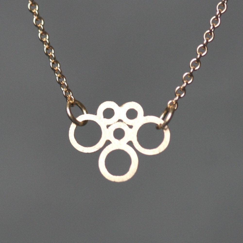 Circle Cluster Necklace in 14k Gold