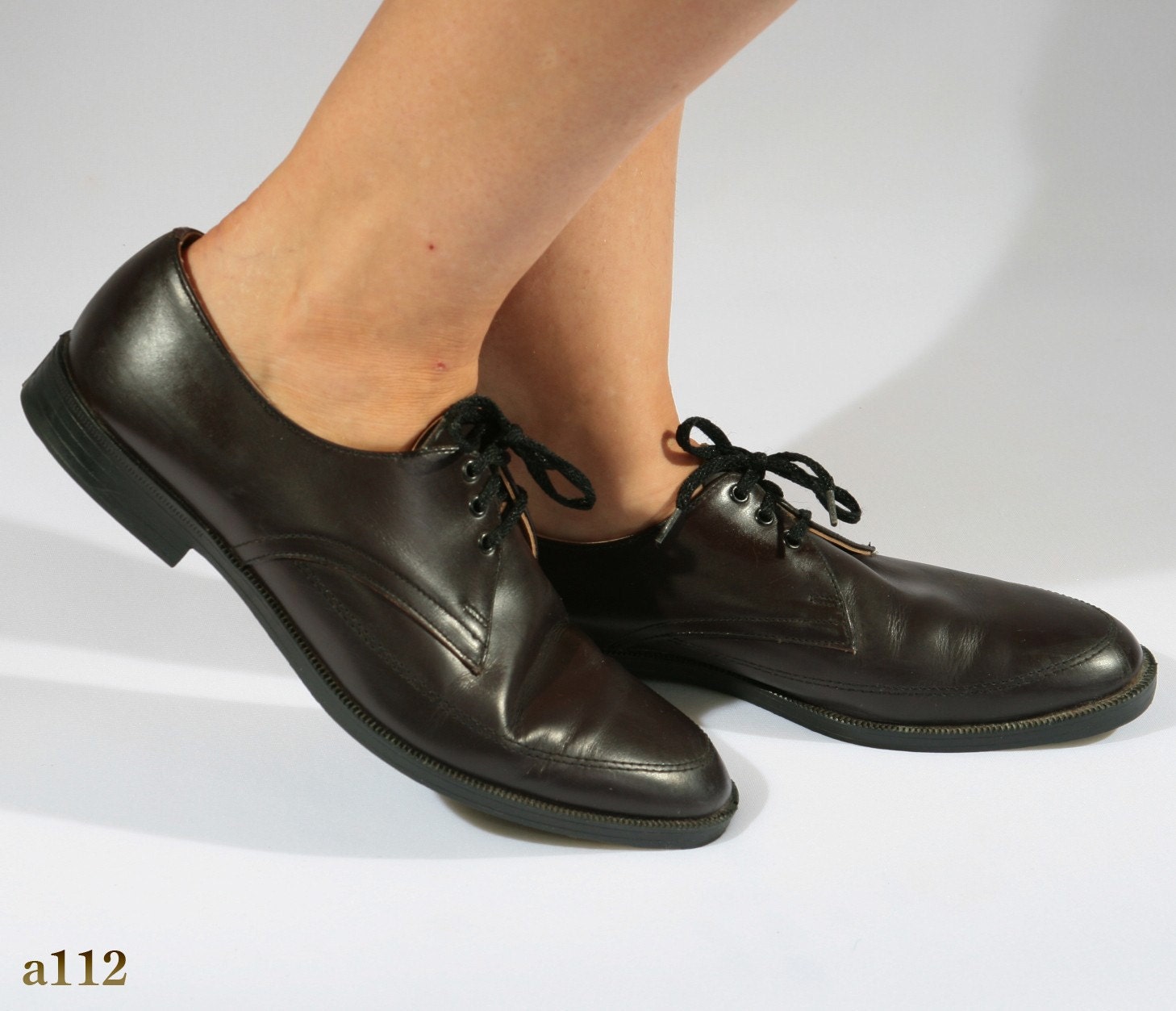 Vintage Brown Oxfords / 1970s Tomboy Brogues /  EUR 40.5, USA women 9