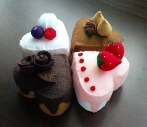 Felt Heart-Shaped Cakes - VALENTINES (Patterns and Instructions via Email)