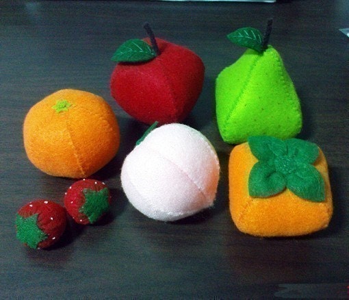 Felt Patterns - Whole Fruits Set - Apple Orange Pear Persimmon Peach Strawberry (Patterns and Instructions via Email)