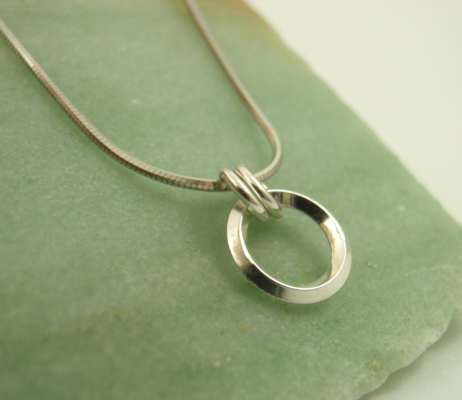 Endless On Edge Circle Pendant - Sterling Silver Necklace