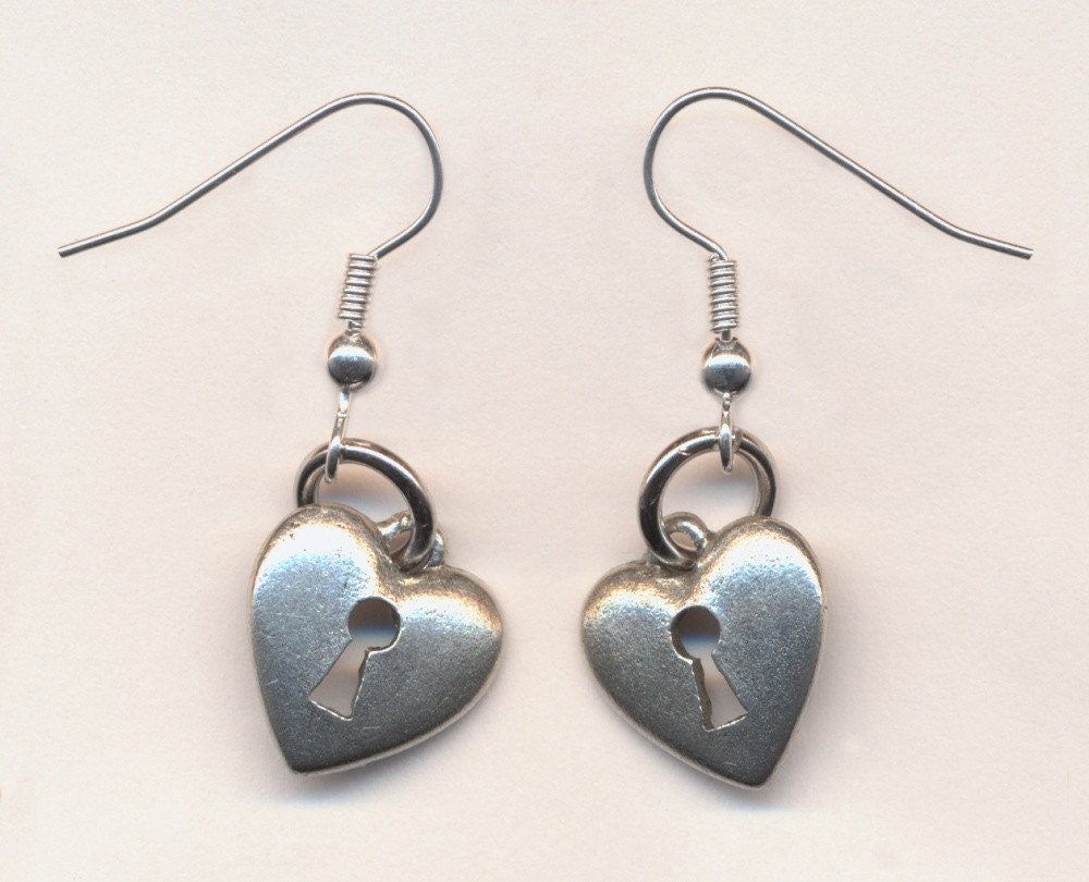 Keyhole heart pewter charm earrings
