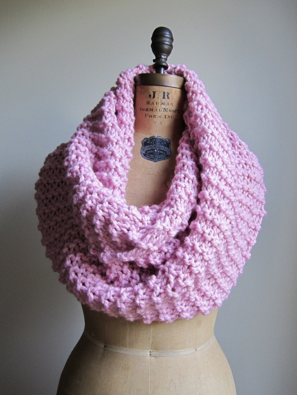 Super Snuggly Chunky knit cowl Pink
