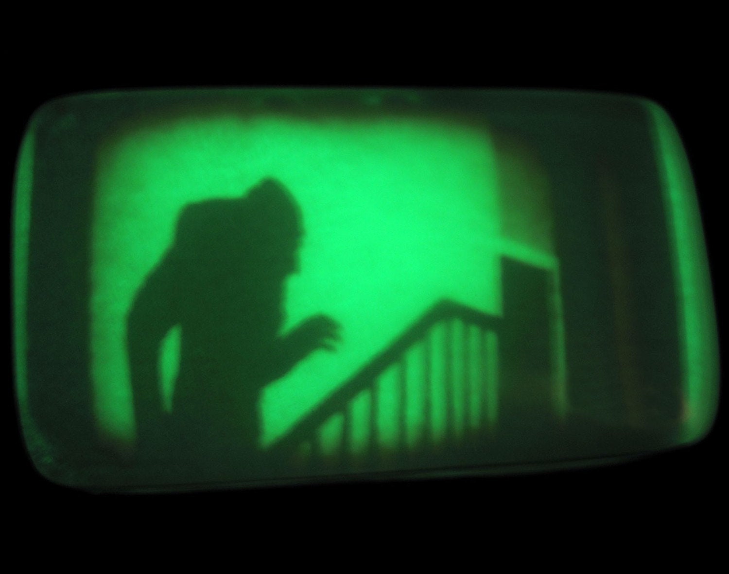 HORRORSHOW Soap - GLOWS in the Dark - NOSFERATU - Dragons Blood Scent - Vegan