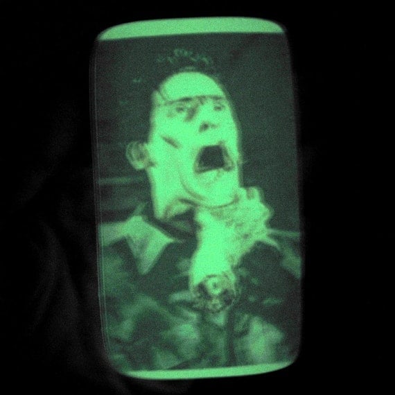 HORRORSHOW Soap - GLOWS in the Dark - Evil DEAD - Dragons Blood Scent