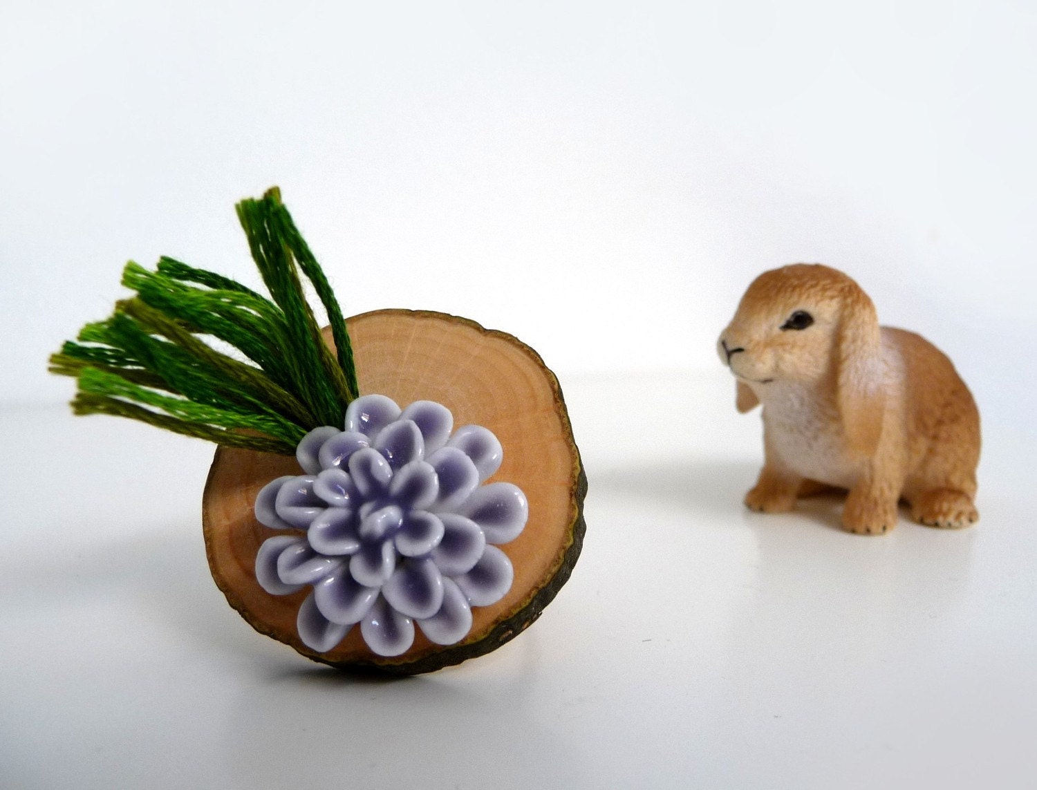 Wood Slice Adjustable Ring with Lavender Ceramic Flower and Cotton Green Grass - Handmade - GRASS FLOWER