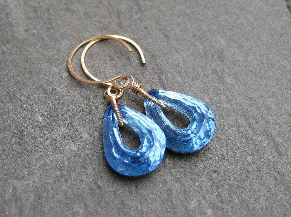 Vintage Light Sapphire Blue Faceted Glass Drop Earring