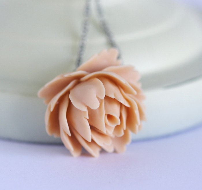 Flower Necklace, Rose Necklace  Beige Rose Necklace - Gorgeous Carved Rose Necklace