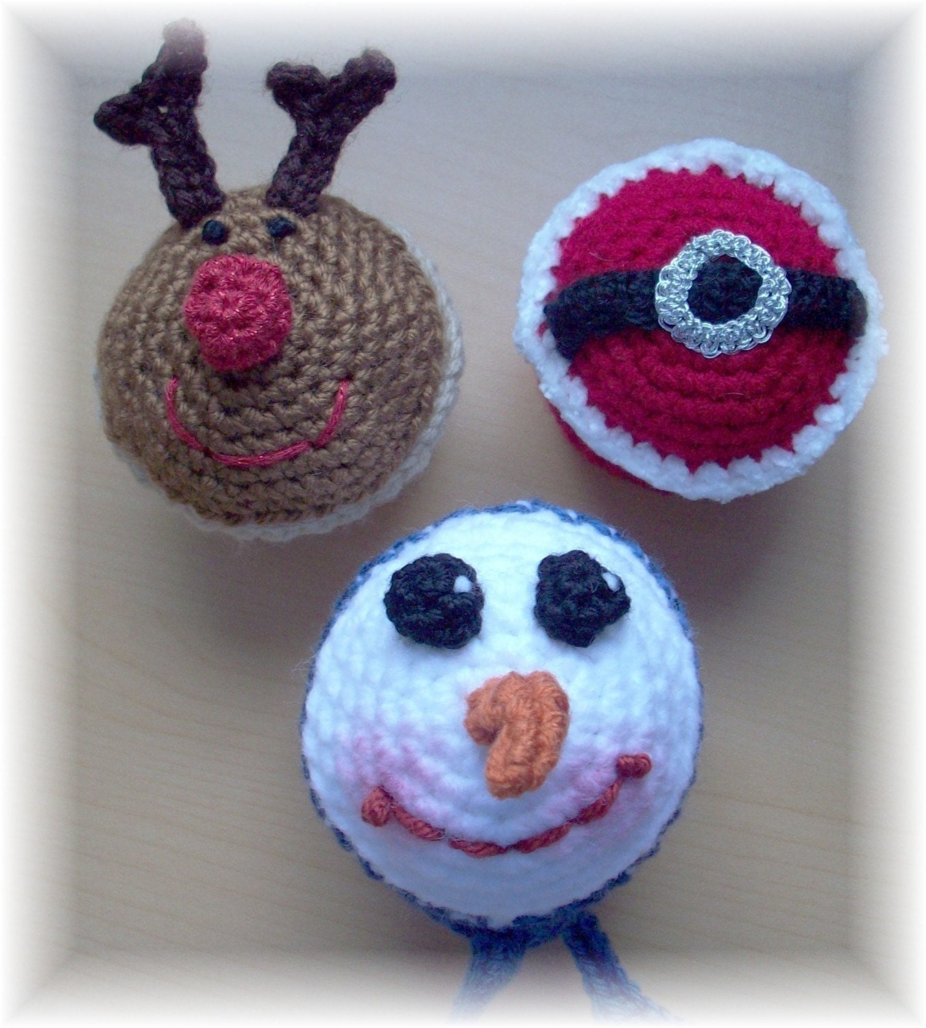Christmas Surprise Cupcake Trio....PDF Pattern