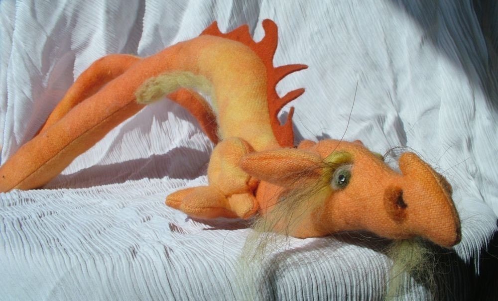 Lindwyrm, shoulder dragon PDF sewing pattern