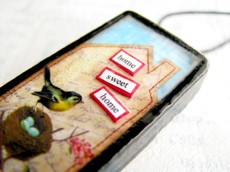 Home Sweet Home Nesting Bird Collage - Altered Domino Fine Art Jewelry Pendant - A Tiny Work of Awesome - Jewellery - Pips (Dots) 8/10 (18)