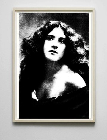 Inconnue Print in Black on 90lb. Archival Paper: 22x30in.