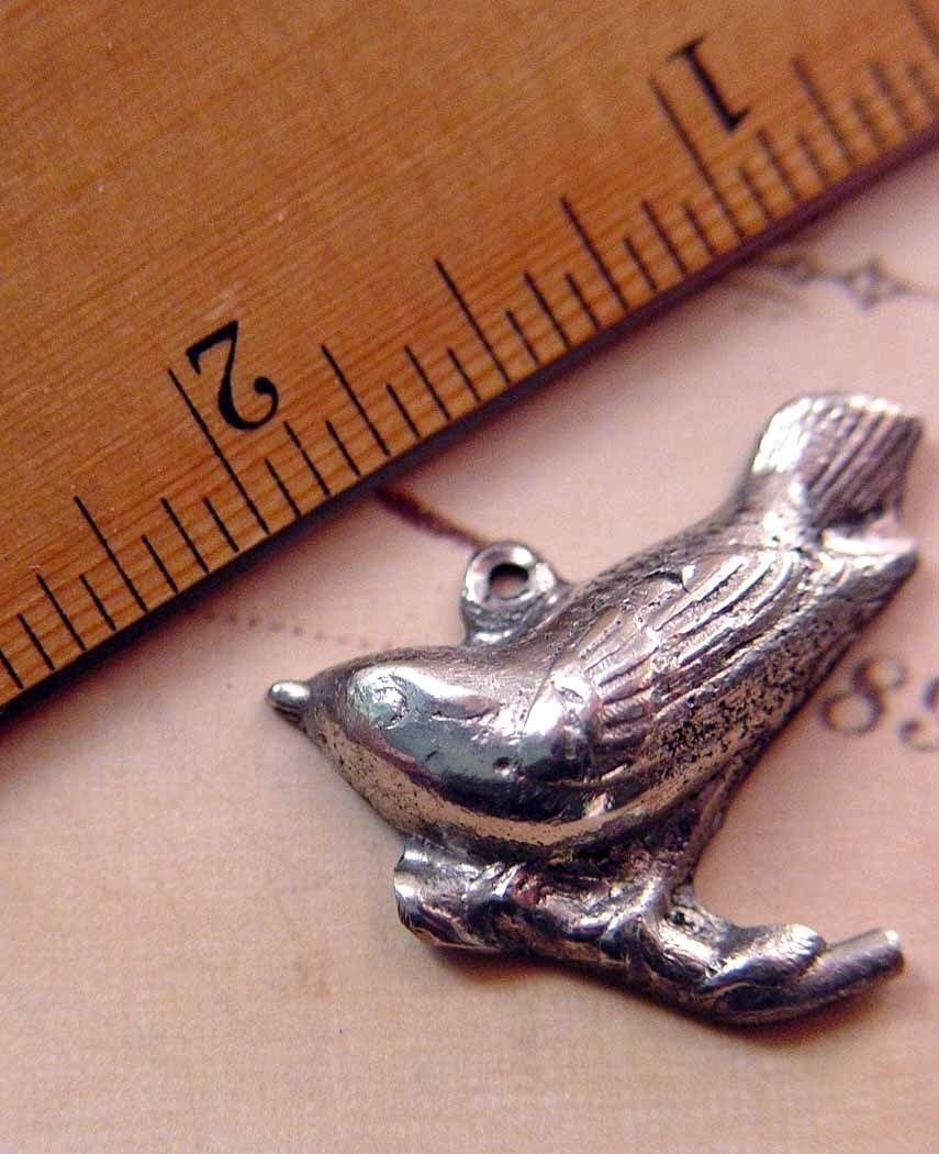 SALE SPRING - Nightingale Charm Pewter Dark Patina Bird