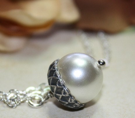 White and Gunmetal Acorn Pearl necklace FREE USA SHIPPING