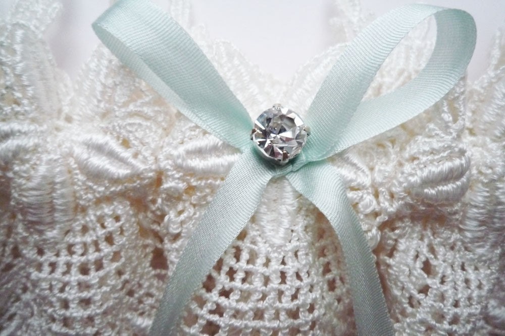 eden lace garter