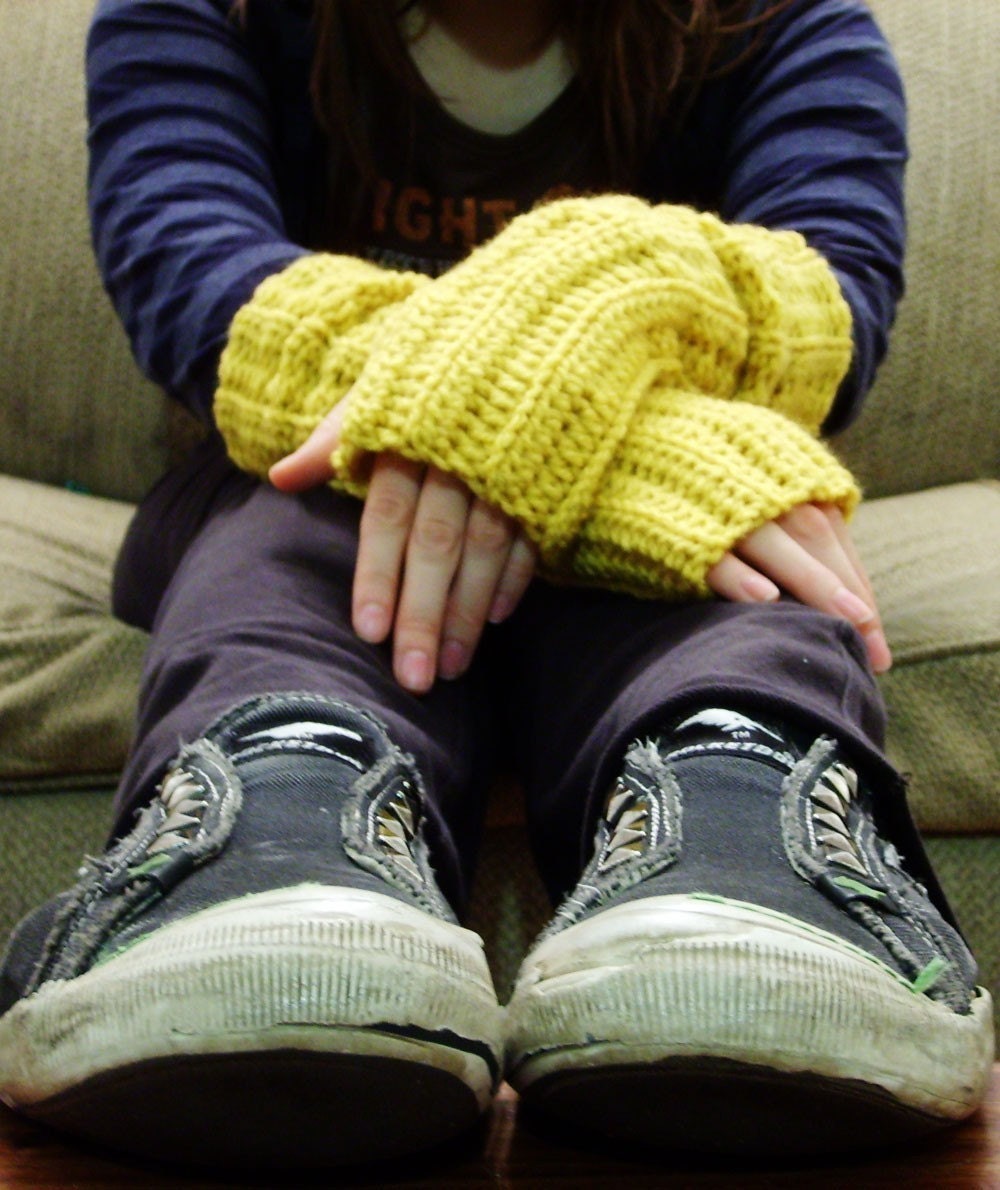 Super EASY Unisex Grunge Gloves PDF Crochet Pattern
