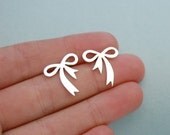 Bow Earrings in sterling silver, large studs, romantic earrings